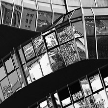 Noir et blanc architecture : Cité Judiciaire de Rennes