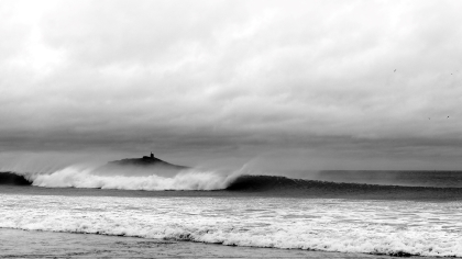 Photo de vague et écume face à l'îlot Saint-Michel à Sables-d'Or-les-Pins en Bretagne Côtes-d'Armor pour fond d'écran